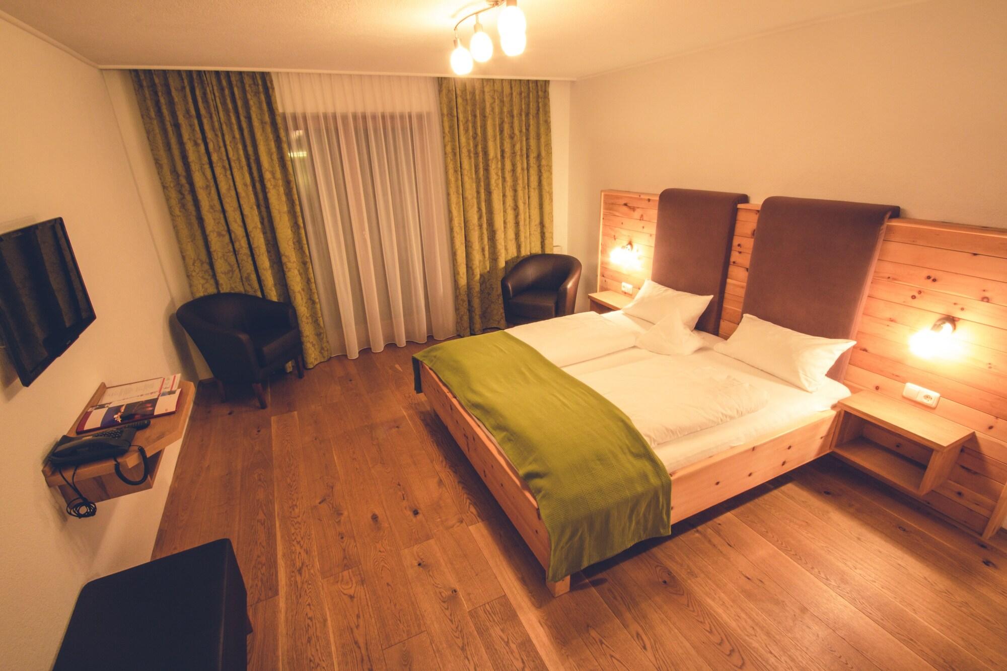 Hotel & Gasthaus Dresch Erl Eksteriør bilde